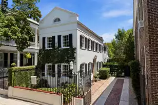 35 Wentworth St, Charleston, SC 29401 - Photo 1