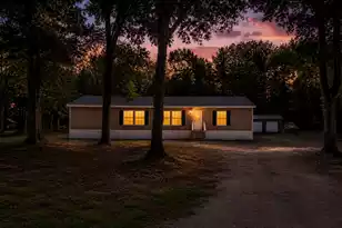1254 Birch Dr, Summerton, SC 29148 - Photo 1