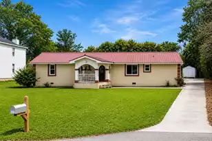 1274 Hodson Dr, Orangeburg, SC 29115 - Photo 1