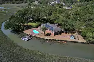 665 Port Cir, Charleston, SC 29412 - Photo 1