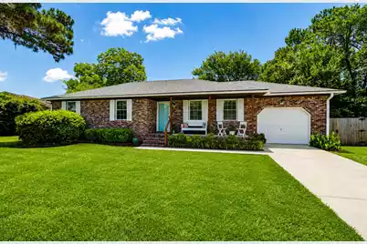 1084 Rosemead Road, Mount Pleasant, SC 29464 - Photo 1