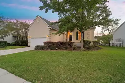 1892 Palmetto Isle Drive, Mount Pleasant, SC 29466 - Photo 1