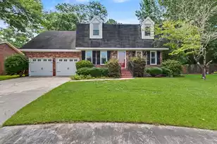 300 Eastover Cir, Summerville, SC 29483 - Photo 1