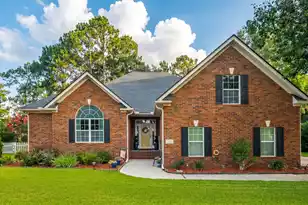 209 Gleneagles Dr, Summerville, SC 29483 - Photo 1