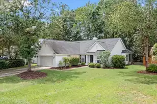 226 Historic Dr, Mount Pleasant, SC 29464 - Photo 1