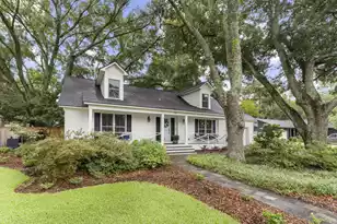 1114 Meadowcroft Ln, Mount Pleasant, SC 29464 - Photo 1