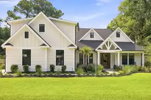 2211 Sally Gaillard Ln, Mount Pleasant, SC 29466 - Photo 1