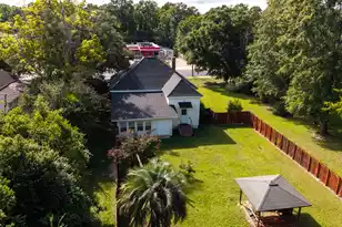 25 Church Street S, Summerton, SC 29148 - Photo 23