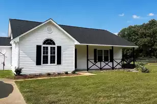 4385 Camden Hwy, Dalzell, SC 29040 - Photo 1