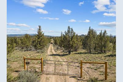 Tl8600 SE Prairie Schooner Road, Prineville, OR 97754 - Photo 1