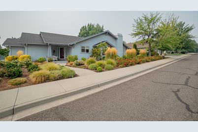 97 Freshwater Drive, Phoenix, OR 97535 - Photo 1