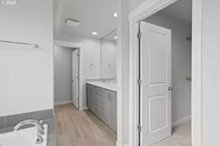 17240 SW Wapato Island Dr SW, Sherwood, OR 97140 - Photo 9