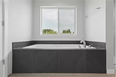 17240 SW Wapato Island Dr SW, Sherwood, OR 97140 - Photo 11