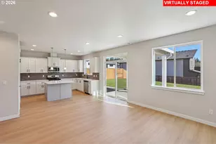 17240 SW Wapato Island Dr SW, Sherwood, OR 97140 - Photo 5