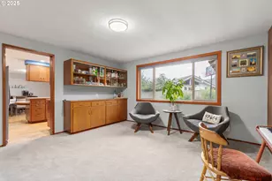 2568 Dover Dr, Eugene, OR 97404 - Photo 13