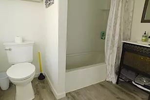 465 W Marine Dr, Astoria, OR 97103 - Photo 9