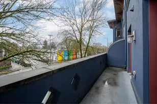 325 NE Graham St, Portland, OR 97212 - Photo 31