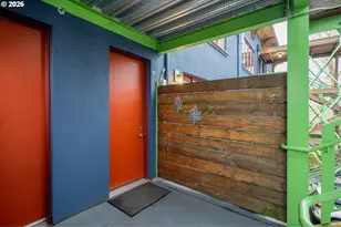 325 NE Graham St, Portland, OR 97212 - Photo 33