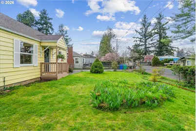 6647 SE 65th Ave, Portland, OR 97206 - Photo 23