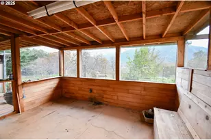 214 Thompson Rd, Riddle, OR 97469 - Photo 5