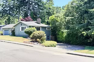 2260 Arthur Dr, Reedsport, OR 97467 - Photo 5