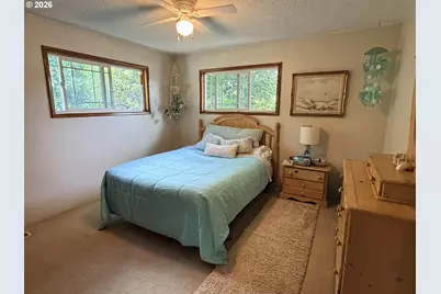 2260 Arthur Dr, Reedsport, OR 97467 - Photo 11