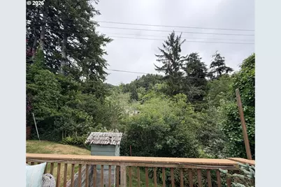 2260 Arthur Dr, Reedsport, OR 97467 - Photo 31