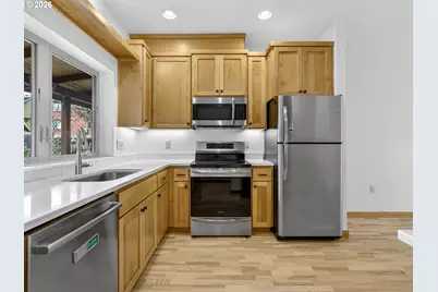 5870 NE Mason St #9, Portland, OR 97218 - Photo 9