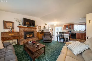 2200 NE Liberty Ave, Gresham, OR 97030 - Photo 9