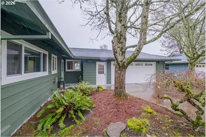 12432 SW King George Dr, Portland, OR 97224 - Photo 3