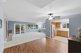 12432 SW King George Dr, Portland, OR 97224 - Photo 7