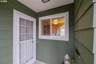 12432 SW King George Dr, Portland, OR 97224 - Photo 5