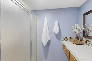 12432 SW King George Dr, Portland, OR 97224 - Photo 25