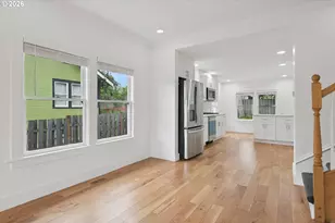 3137 NE 70th Ave, Portland, OR 97213 - Photo 9