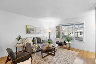 2683 SW Spring Garden St, Portland, OR 97219 - Photo 3