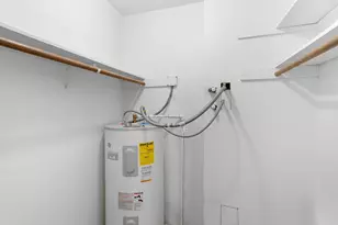 2683 SW Spring Garden St, Portland, OR 97219 - Photo 27