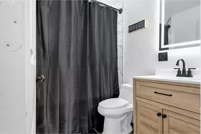 422 Elder St, Drain, OR 97435 - Photo 21