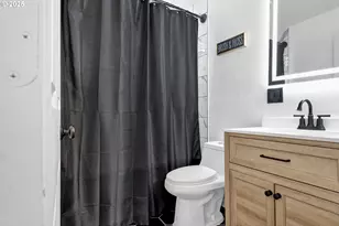 422 Elder St, Drain, OR 97435 - Photo 21