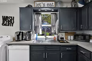 422 Elder St, Drain, OR 97435 - Photo 13