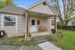 422 Elder St, Drain, OR 97435 - Photo 5