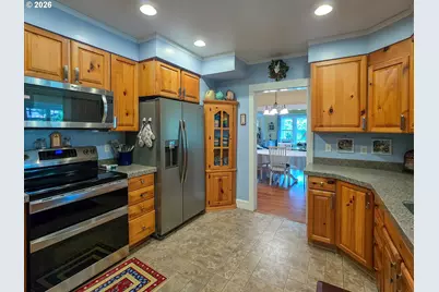 9505 SW 82nd Ave, Portland, OR 97223 - Photo 17
