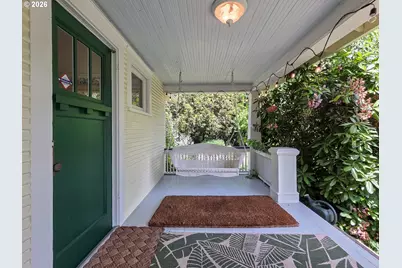 9505 SW 82nd Ave, Portland, OR 97223 - Photo 5