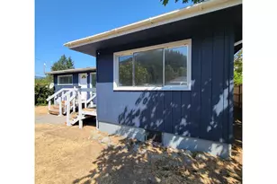 47533 Perkins St, Oakridge, OR 97463 - Photo 27