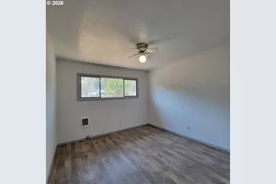47533 Perkins St, Oakridge, OR 97463 - Photo 15
