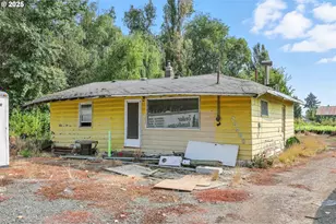 25480 SW Rainbow Ln, Hillsboro, OR 97123 - Photo 3