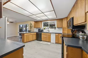 85217 Winding Way, Pleasant Hill, OR 97455 - Photo 9