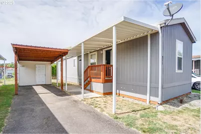 300 SW 7th Ave #211, Battle Ground, WA 98604 - Photo 1