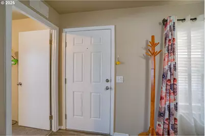 300 SW 7th Ave #211, Battle Ground, WA 98604 - Photo 5