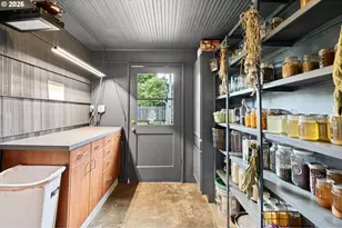 765 Louis St, Eugene, OR 97402 - Photo 29