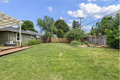 765 Louis St, Eugene, OR 97402 - Photo 35